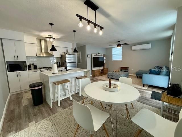 出租: $1,650 (3 贝兹, 2 浴室, 1150 平方英尺)