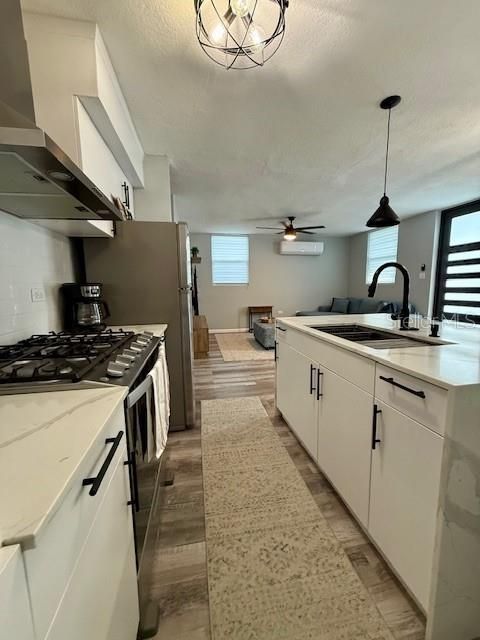 出租: $1,650 (3 贝兹, 2 浴室, 1150 平方英尺)