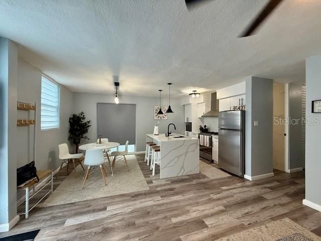 出租: $1,650 (3 贝兹, 2 浴室, 1150 平方英尺)