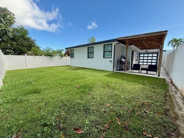 出租: $1,650 (3 贝兹, 2 浴室, 1150 平方英尺)