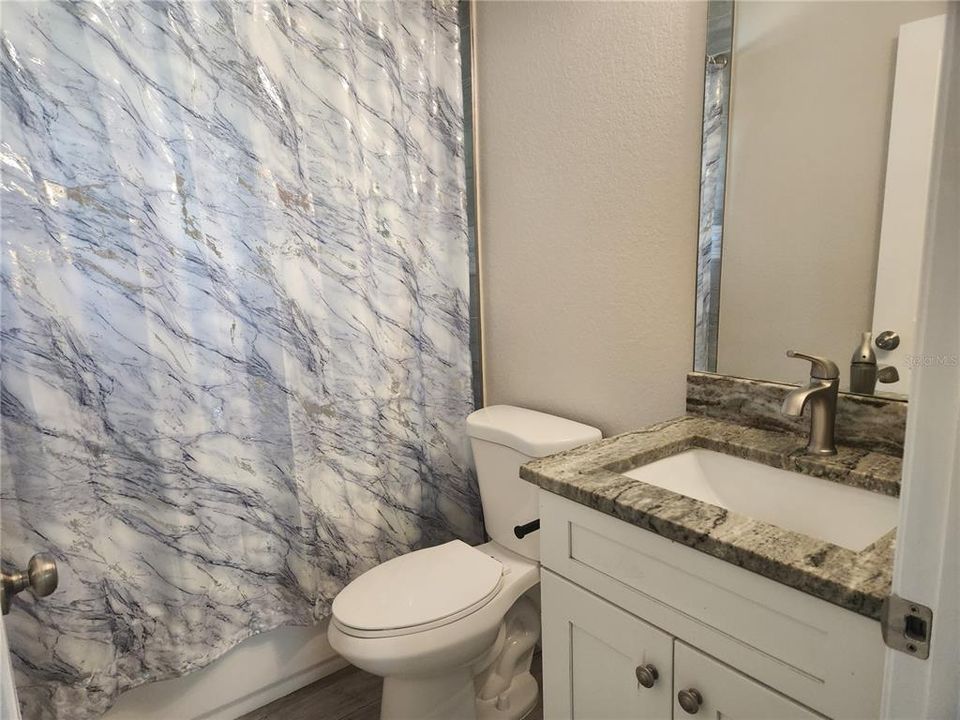 Active With Contract: $249,900 (3 beds, 2 baths, 1148 Square Feet)