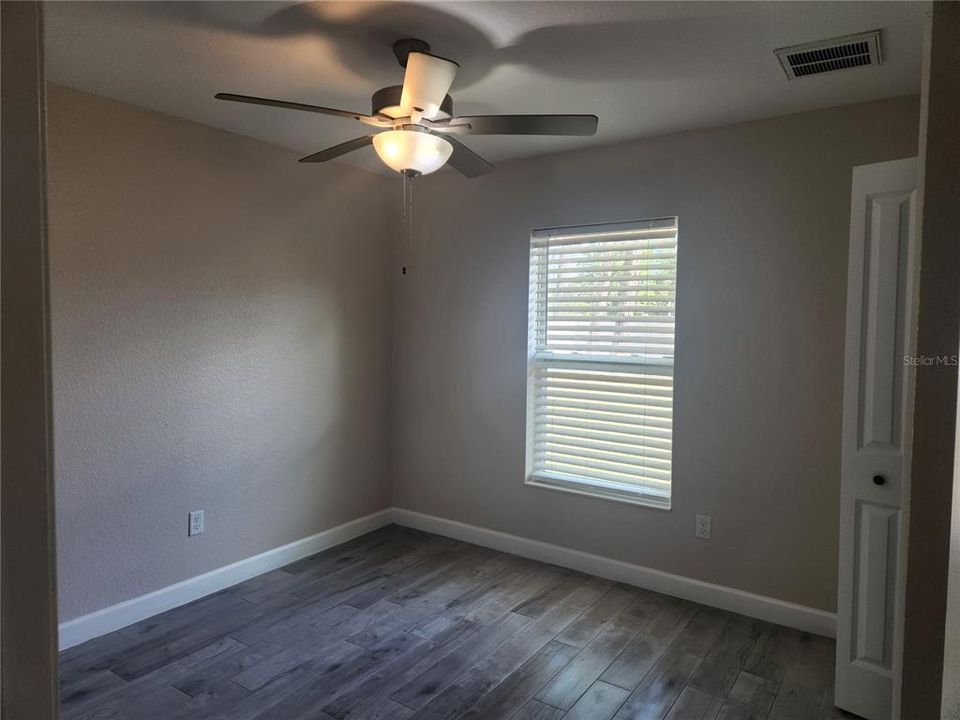 Active With Contract: $249,900 (3 beds, 2 baths, 1148 Square Feet)