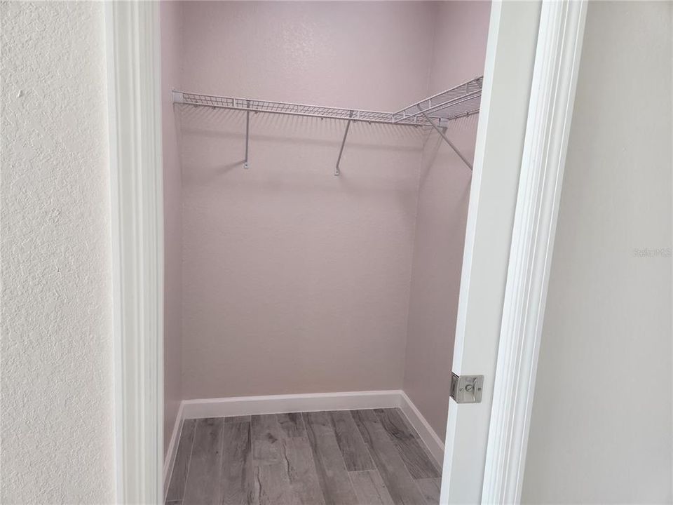 Active With Contract: $249,900 (3 beds, 2 baths, 1148 Square Feet)