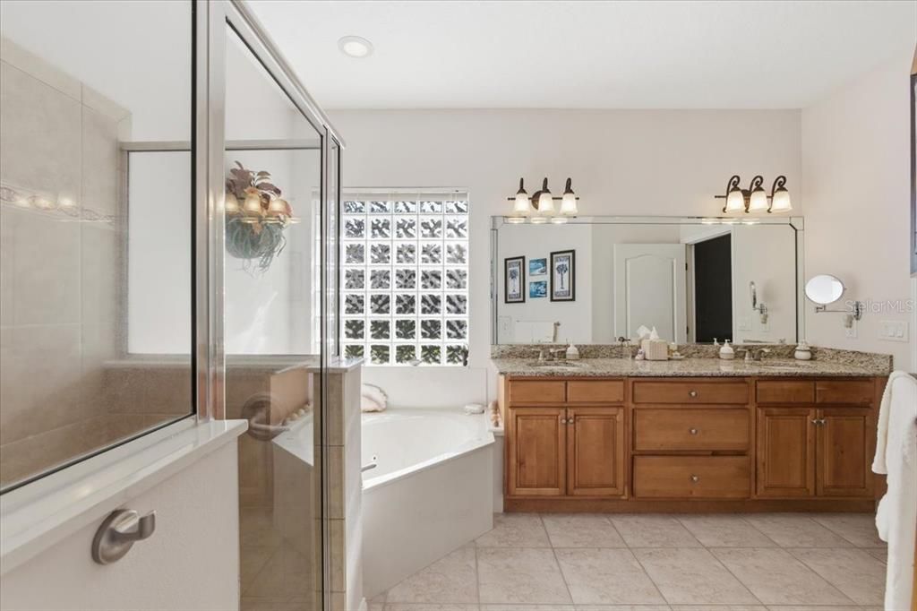 Active With Contract: $315,000 (3 beds, 2 baths, 1896 Square Feet)