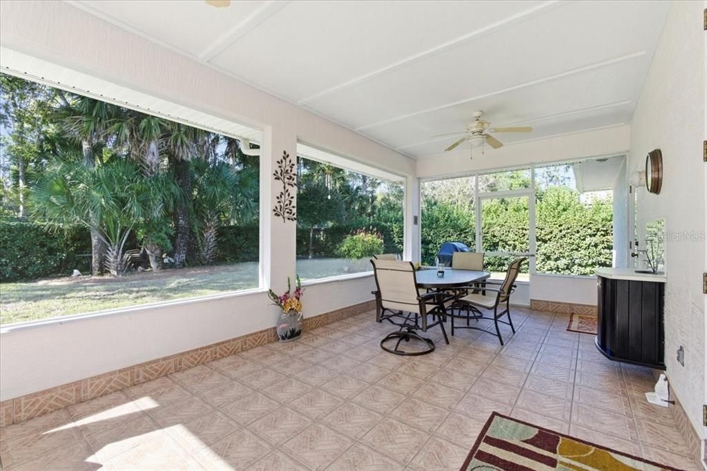 Active With Contract: $315,000 (3 beds, 2 baths, 1896 Square Feet)