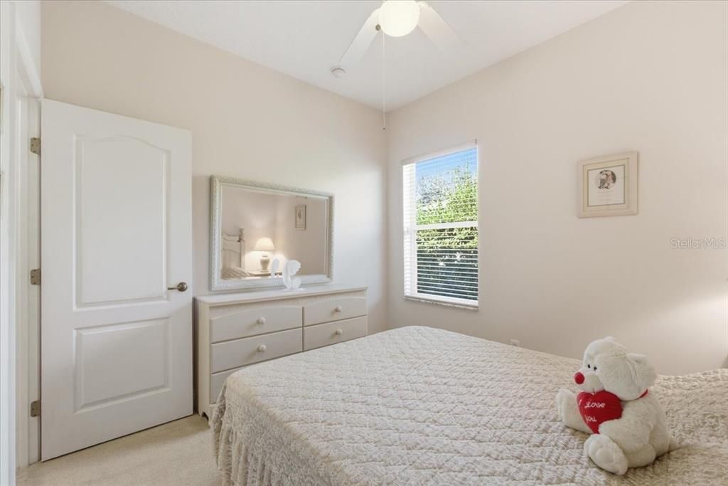 Active With Contract: $315,000 (3 beds, 2 baths, 1896 Square Feet)