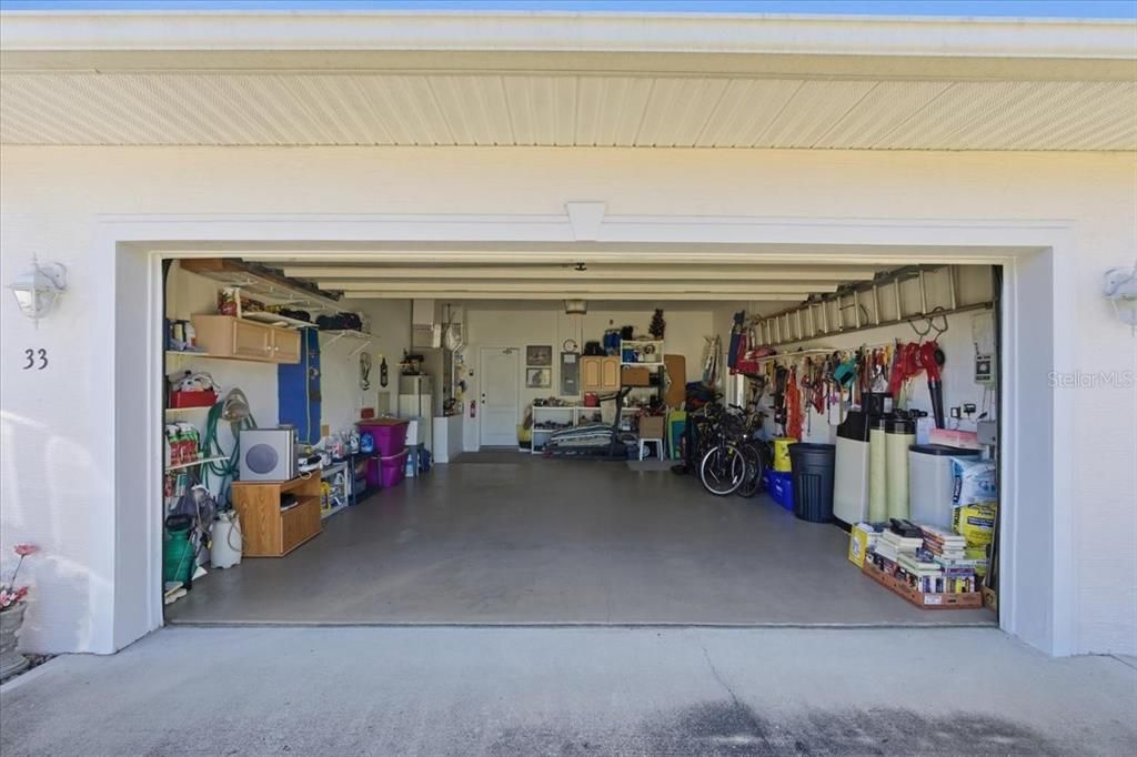 Active With Contract: $315,000 (3 beds, 2 baths, 1896 Square Feet)