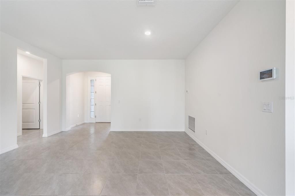 待售: $369,900 (3 贝兹, 2 浴室, 1844 平方英尺)