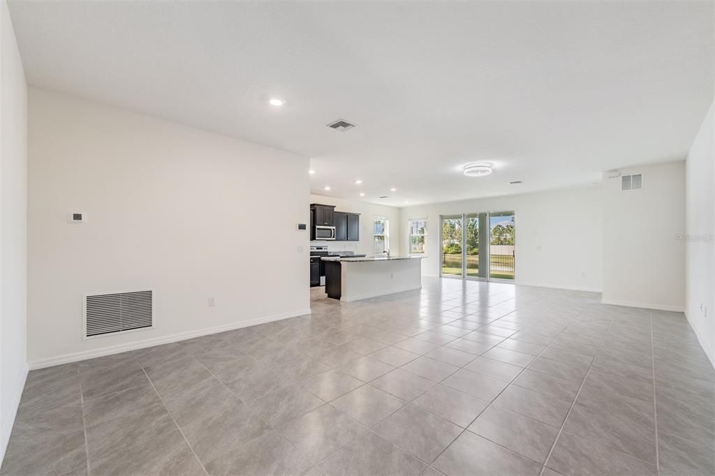 待售: $369,900 (3 贝兹, 2 浴室, 1844 平方英尺)