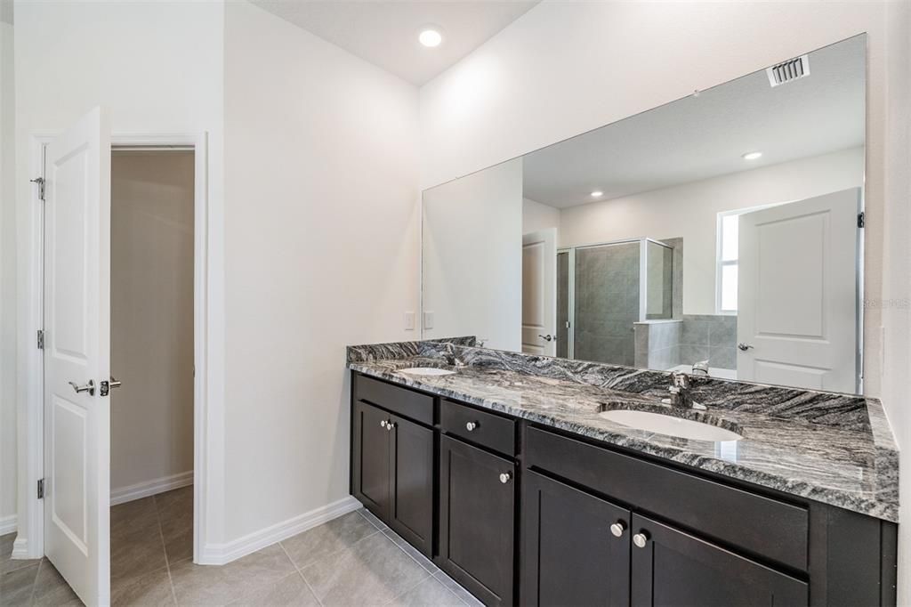 待售: $369,900 (3 贝兹, 2 浴室, 1844 平方英尺)