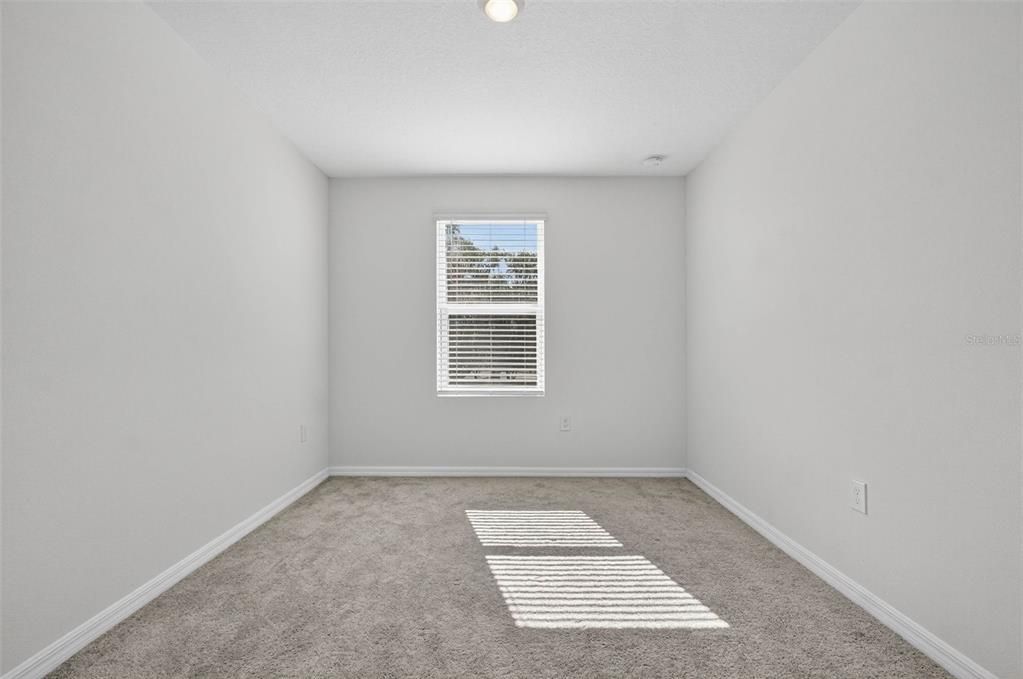 待售: $295,000 (3 贝兹, 2 浴室, 1550 平方英尺)