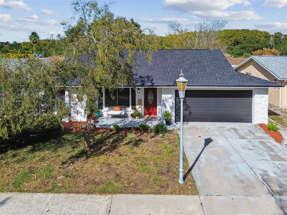 Active With Contract: $285,000 (3 beds, 2 baths, 1377 Square Feet)