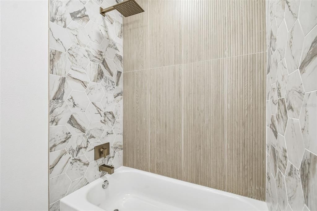 Active With Contract: $285,000 (3 beds, 2 baths, 1377 Square Feet)