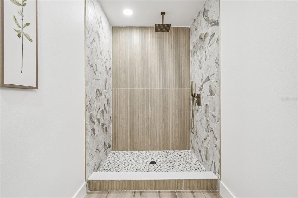 Active With Contract: $285,000 (3 beds, 2 baths, 1377 Square Feet)