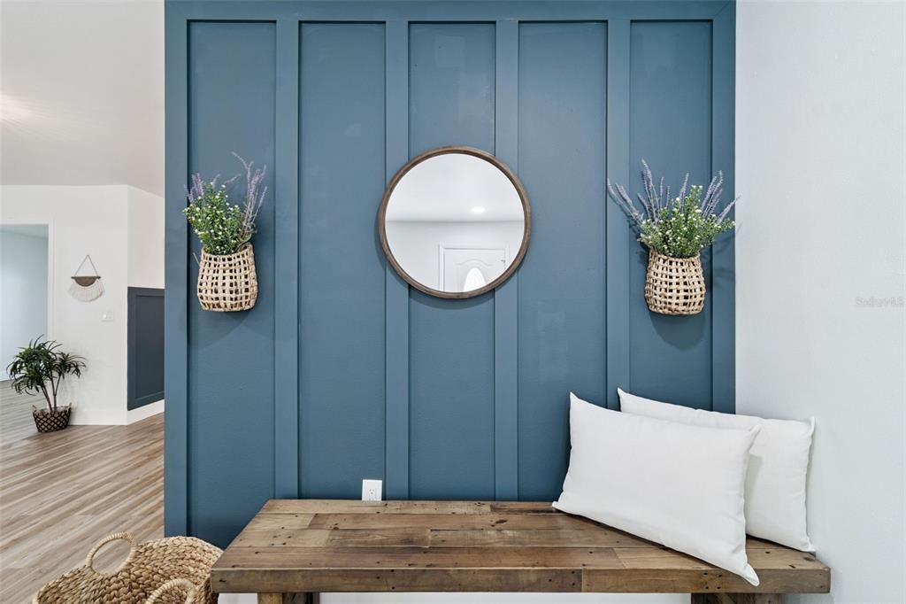 Active With Contract: $285,000 (3 beds, 2 baths, 1377 Square Feet)