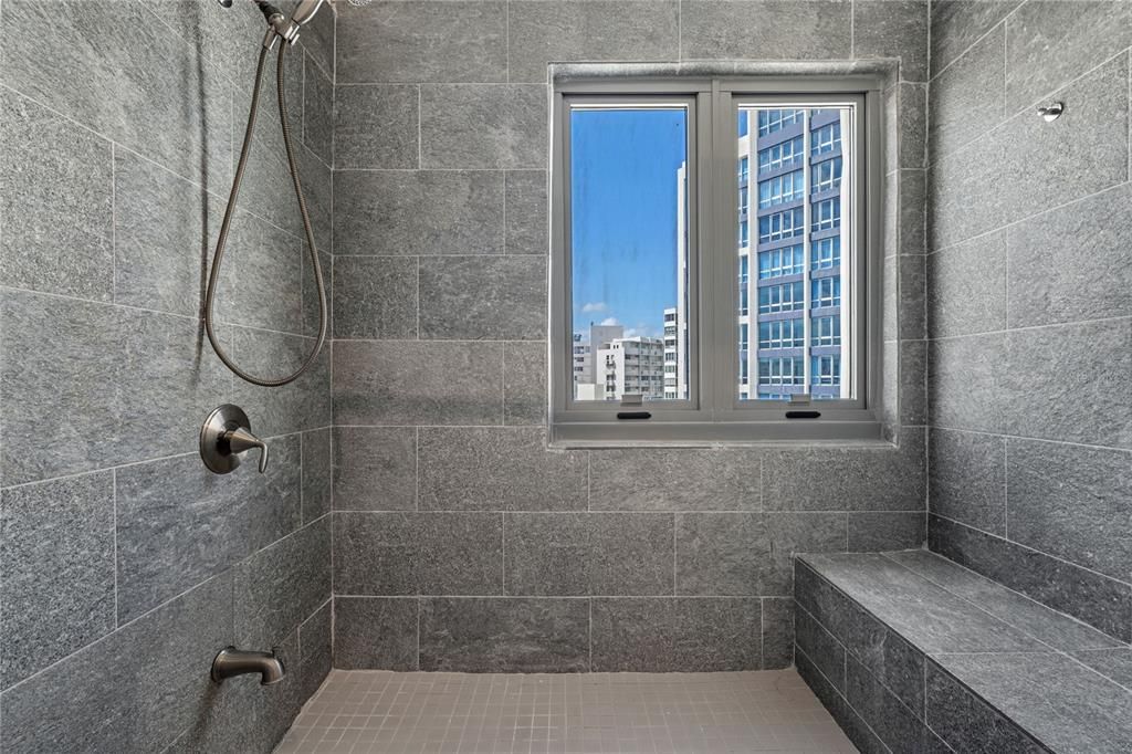 На продажу: $635,000 (2 спален, 1 ванн, 1165 Квадратных фут)