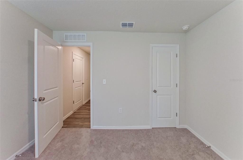 For Rent: $1,645 (4 beds, 2 baths, 1449 Square Feet)