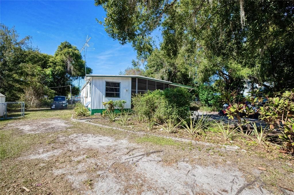 待售: $150,000 (2 贝兹, 2 浴室, 1023 平方英尺)