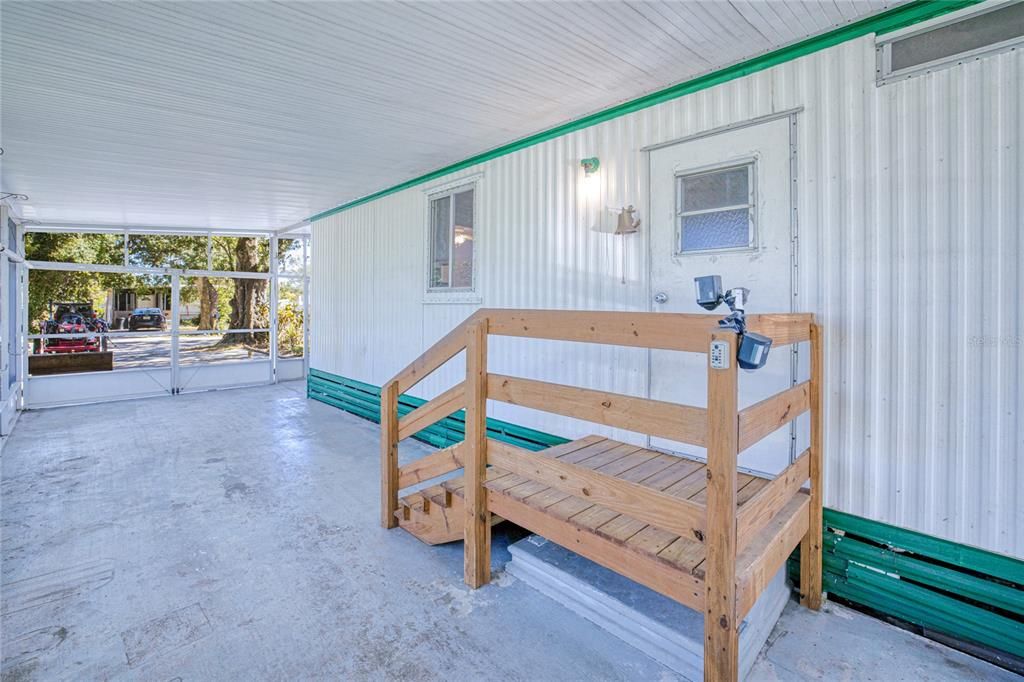 待售: $150,000 (2 贝兹, 2 浴室, 1023 平方英尺)