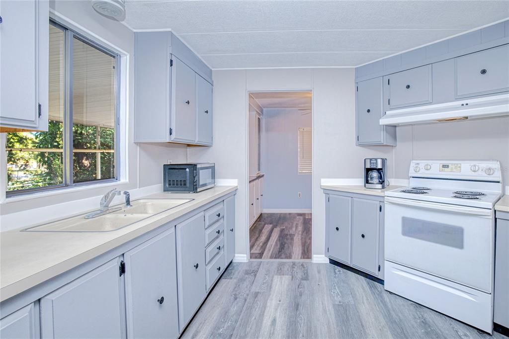 待售: $150,000 (2 贝兹, 2 浴室, 1023 平方英尺)