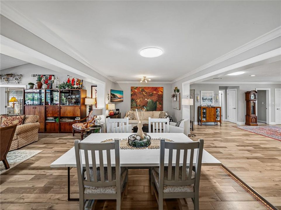 待售: $1,795,000 (4 贝兹, 4 浴室, 3658 平方英尺)