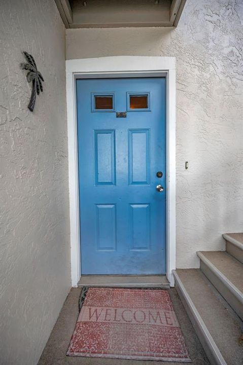 合同活跃: $549,500 (2 贝兹, 2 浴室, 1310 平方英尺)