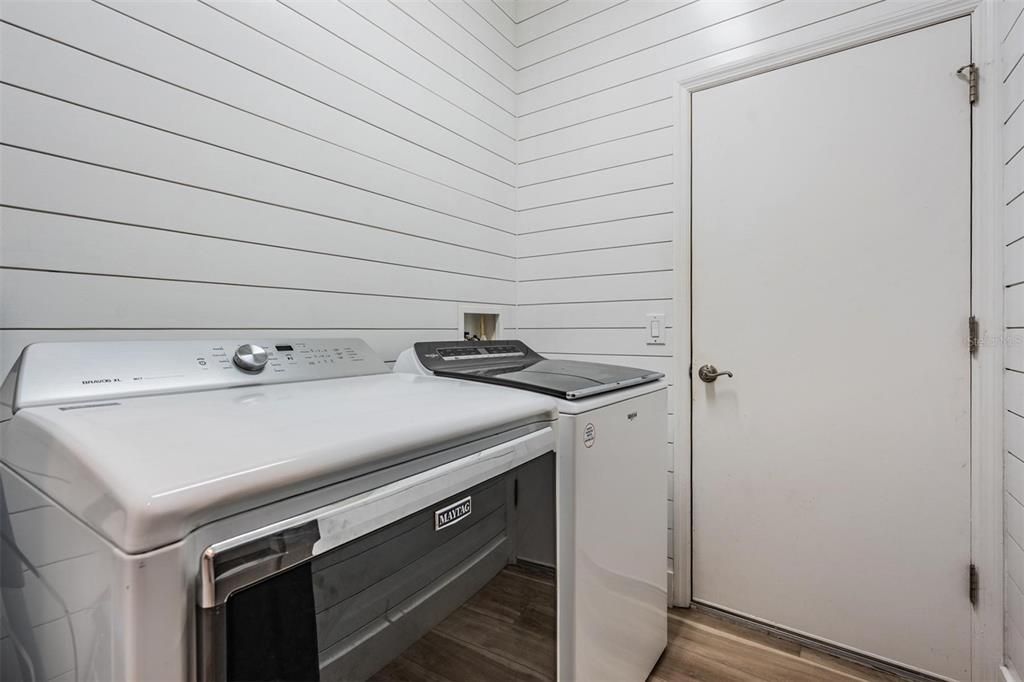 待售: $1,349,000 (5 贝兹, 3 浴室, 3689 平方英尺)