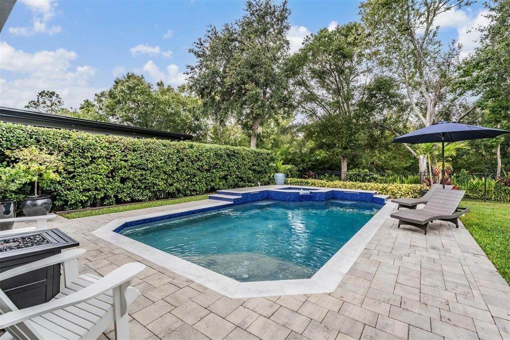 待售: $1,349,000 (5 贝兹, 3 浴室, 3689 平方英尺)