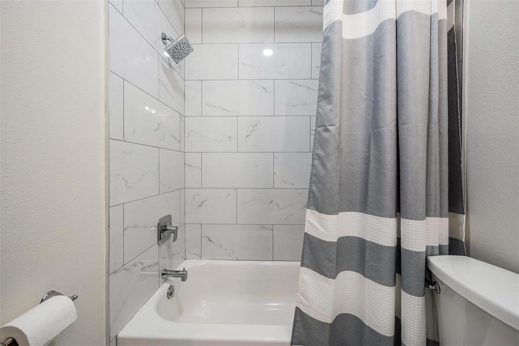 待售: $1,349,000 (5 贝兹, 3 浴室, 3689 平方英尺)