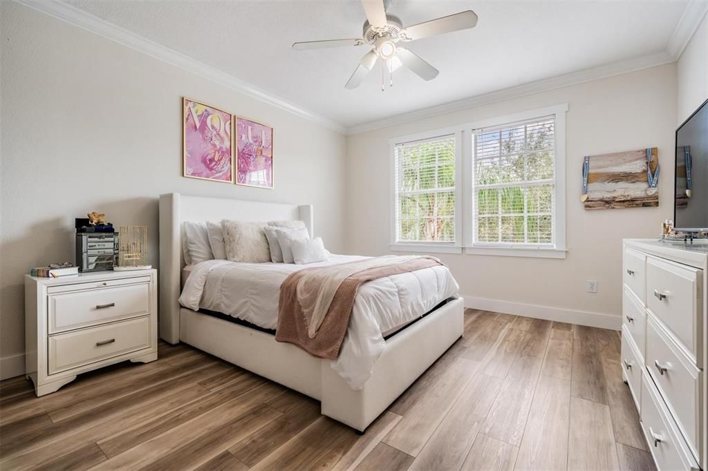 待售: $1,349,000 (5 贝兹, 3 浴室, 3689 平方英尺)