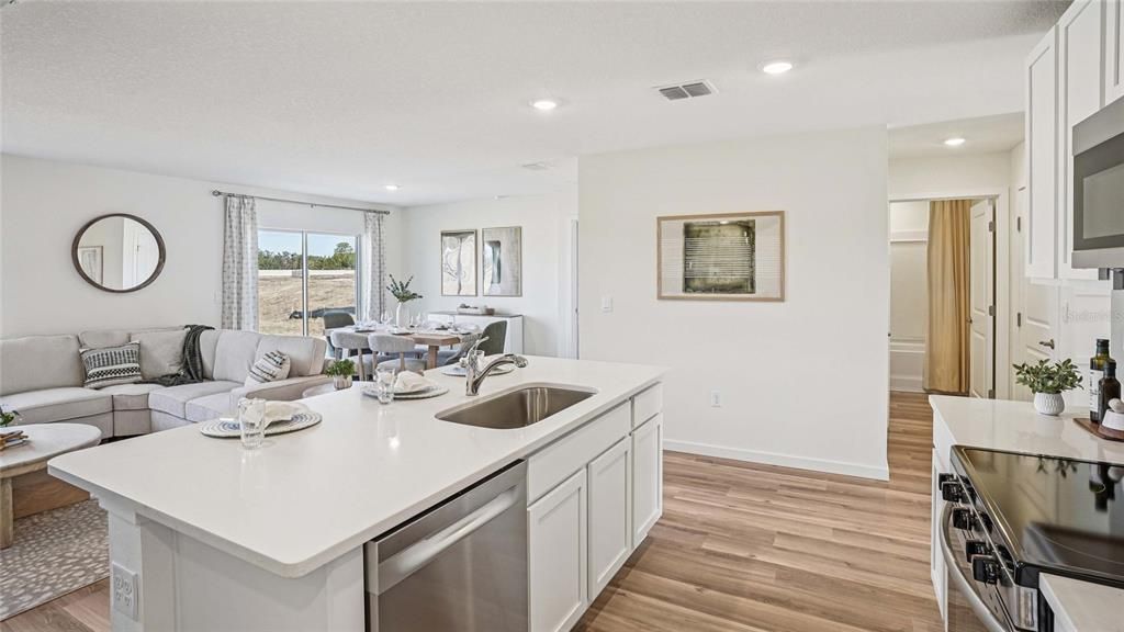 For Sale: $269,990 (3 beds, 2 baths, 1328 Square Feet)