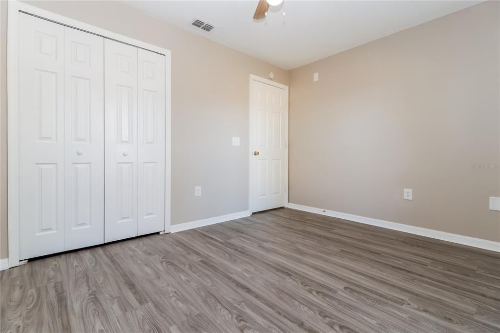 For Rent: $1,810 (3 beds, 2 baths, 2180 Square Feet)