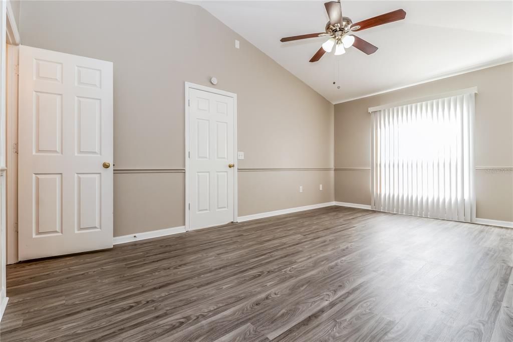 For Rent: $1,810 (3 beds, 2 baths, 2180 Square Feet)