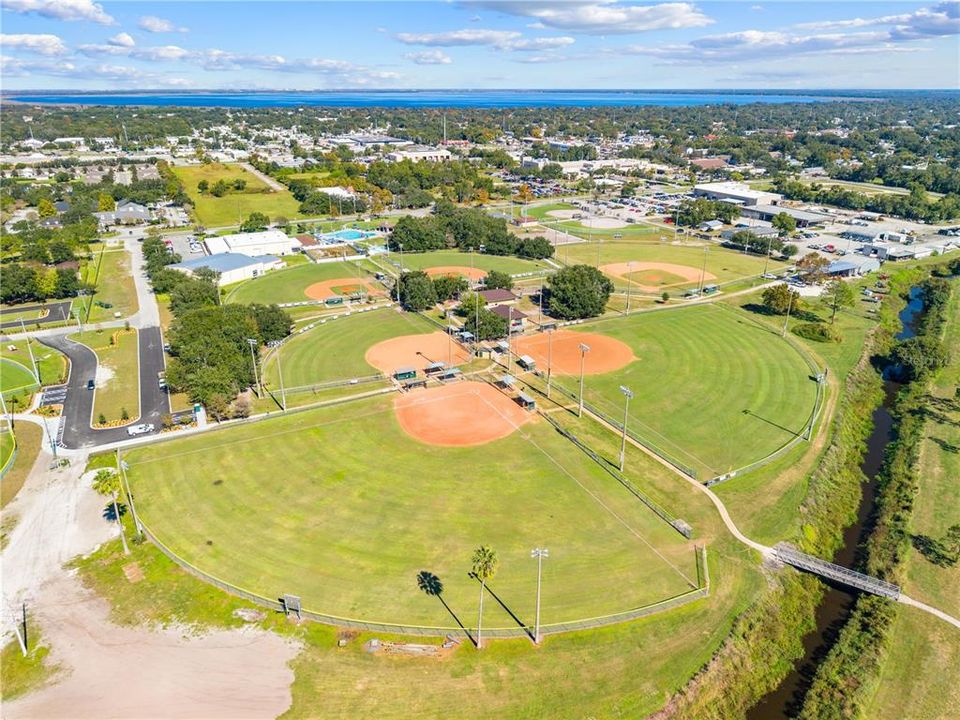 For Sale: $290,000 (3 beds, 2 baths, 1364 Square Feet)