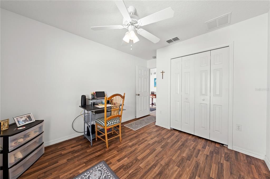 For Sale: $290,000 (3 beds, 2 baths, 1364 Square Feet)