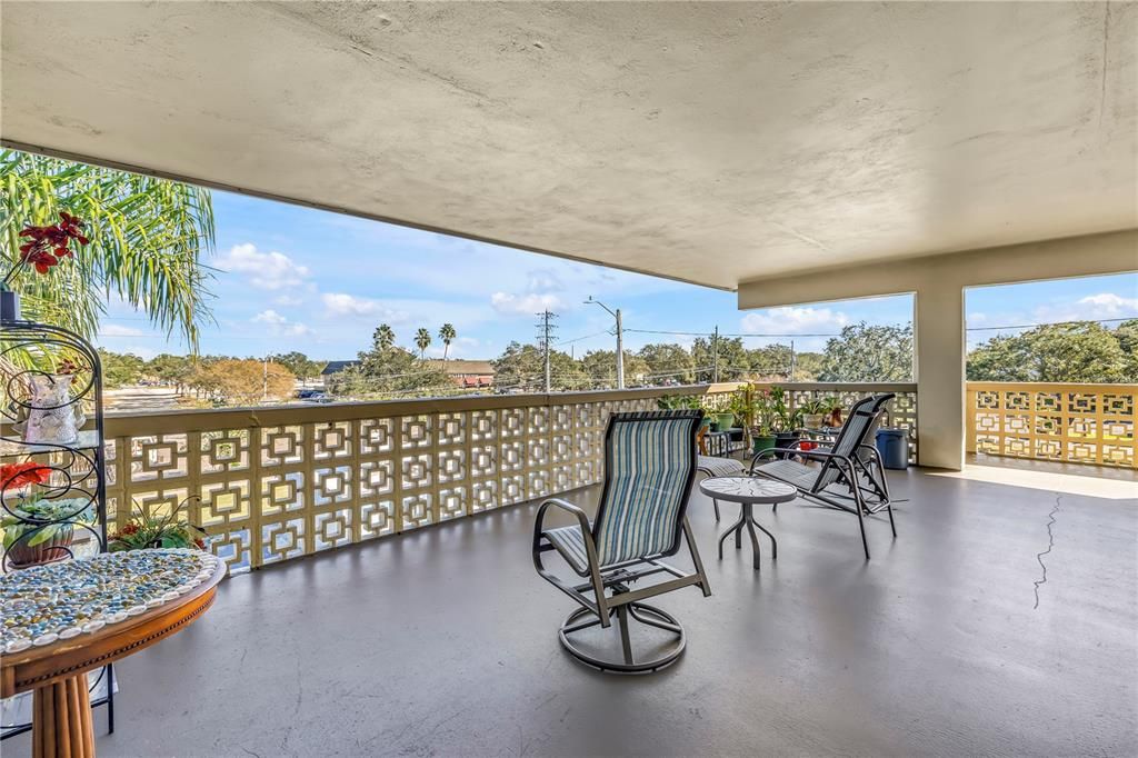 待售: $125,000 (1 贝兹, 1 浴室, 650 平方英尺)