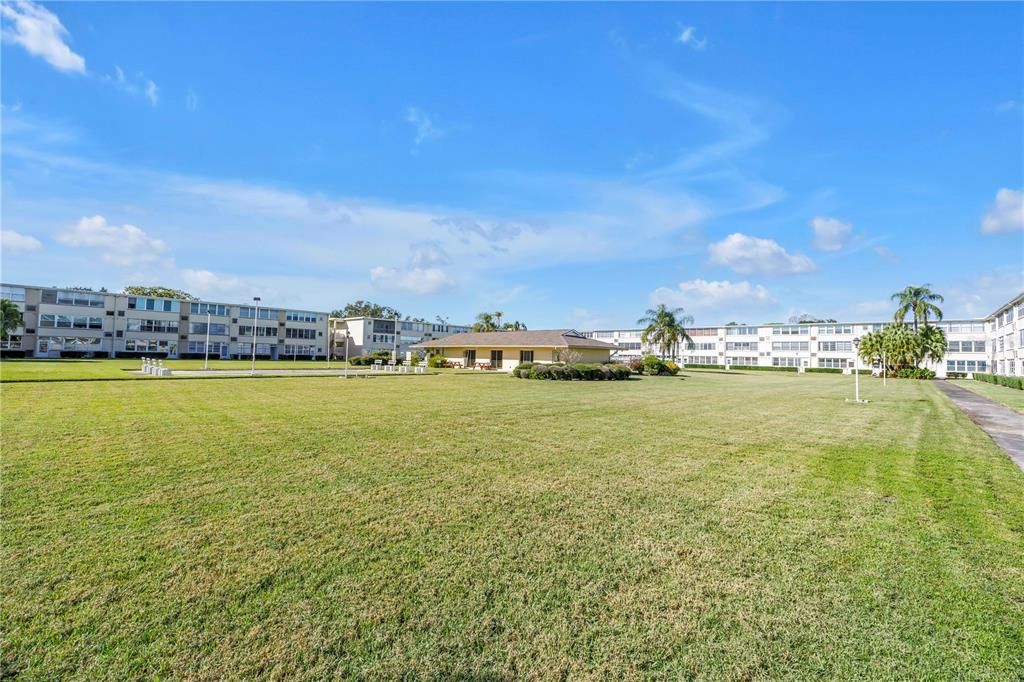 待售: $125,000 (1 贝兹, 1 浴室, 650 平方英尺)