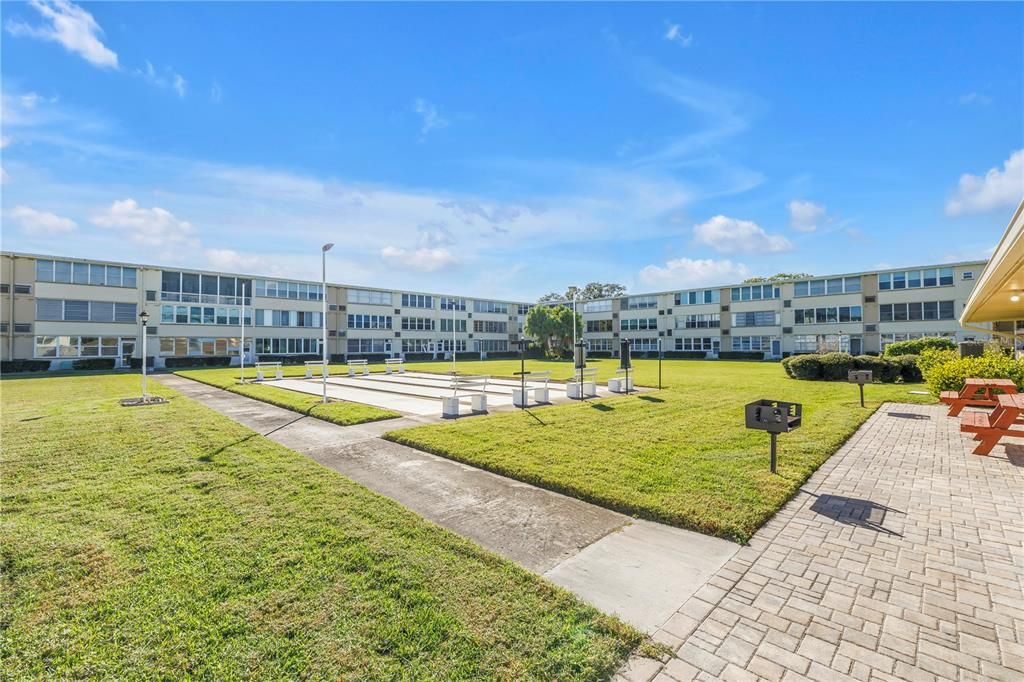 待售: $125,000 (1 贝兹, 1 浴室, 650 平方英尺)