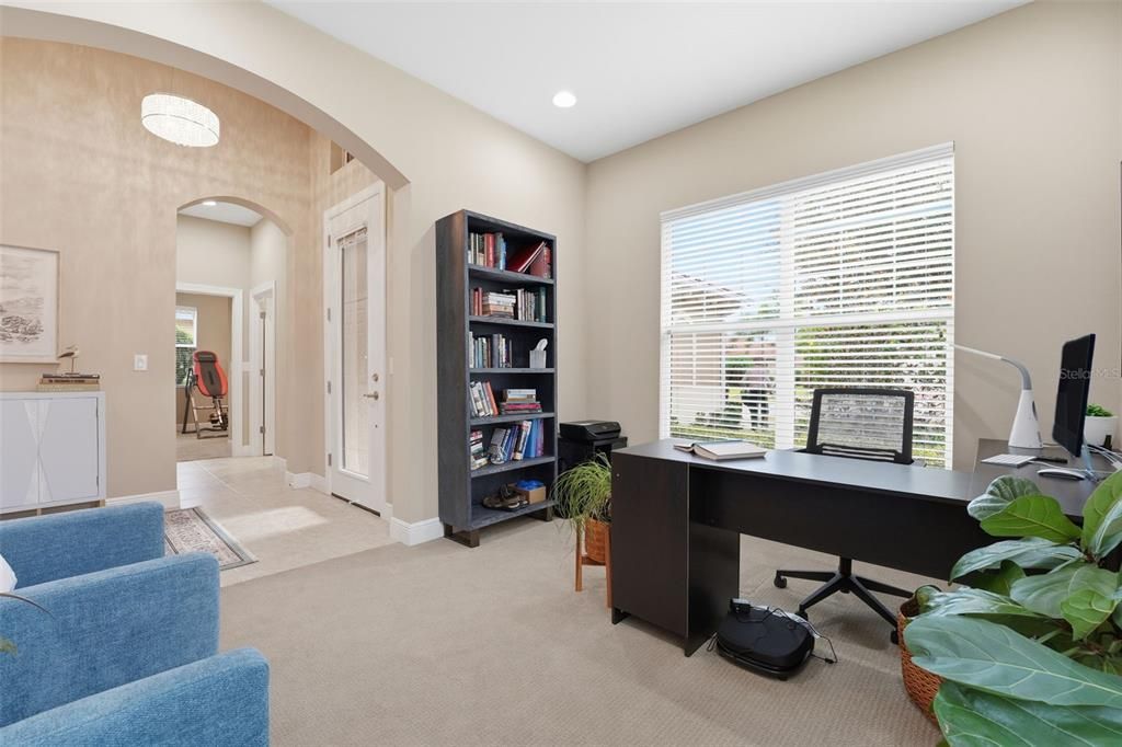 待售: $550,000 (3 贝兹, 2 浴室, 2281 平方英尺)