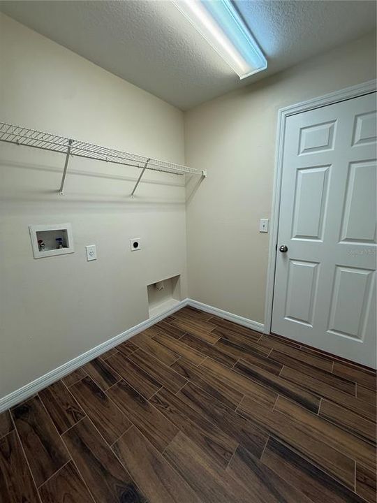 出租: $2,250 (3 贝兹, 2 浴室, 1842 平方英尺)