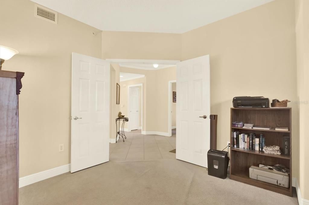 Active With Contract: $425,000 (2 beds, 2 baths, 1700 Square Feet)