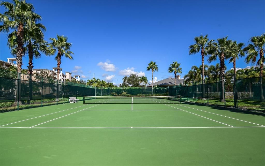 Active With Contract: $425,000 (2 beds, 2 baths, 1700 Square Feet)