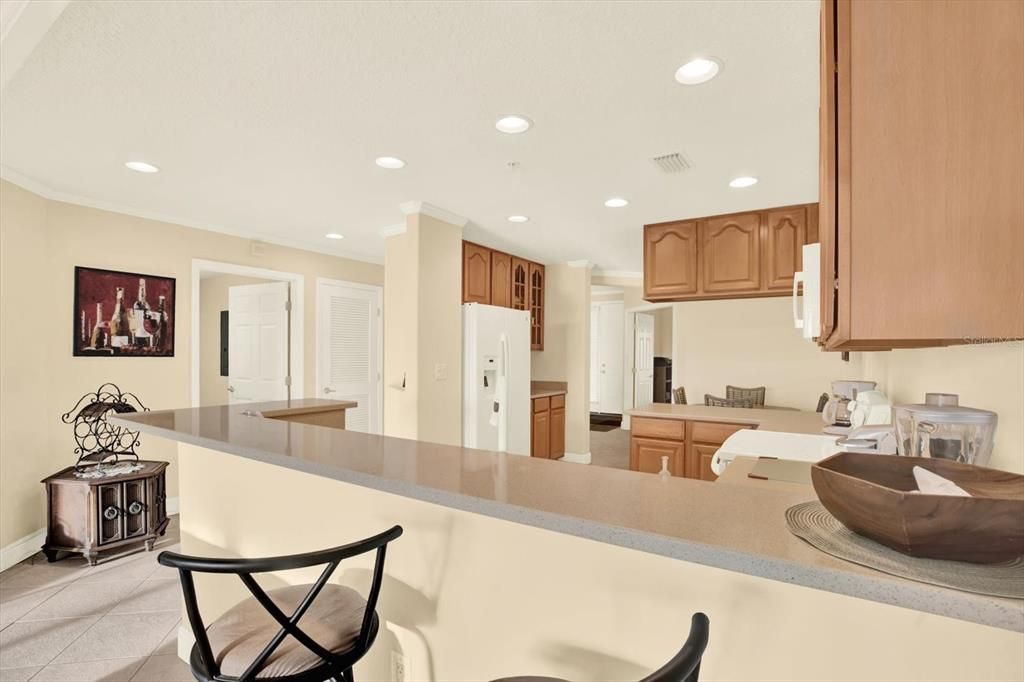 Active With Contract: $425,000 (2 beds, 2 baths, 1700 Square Feet)