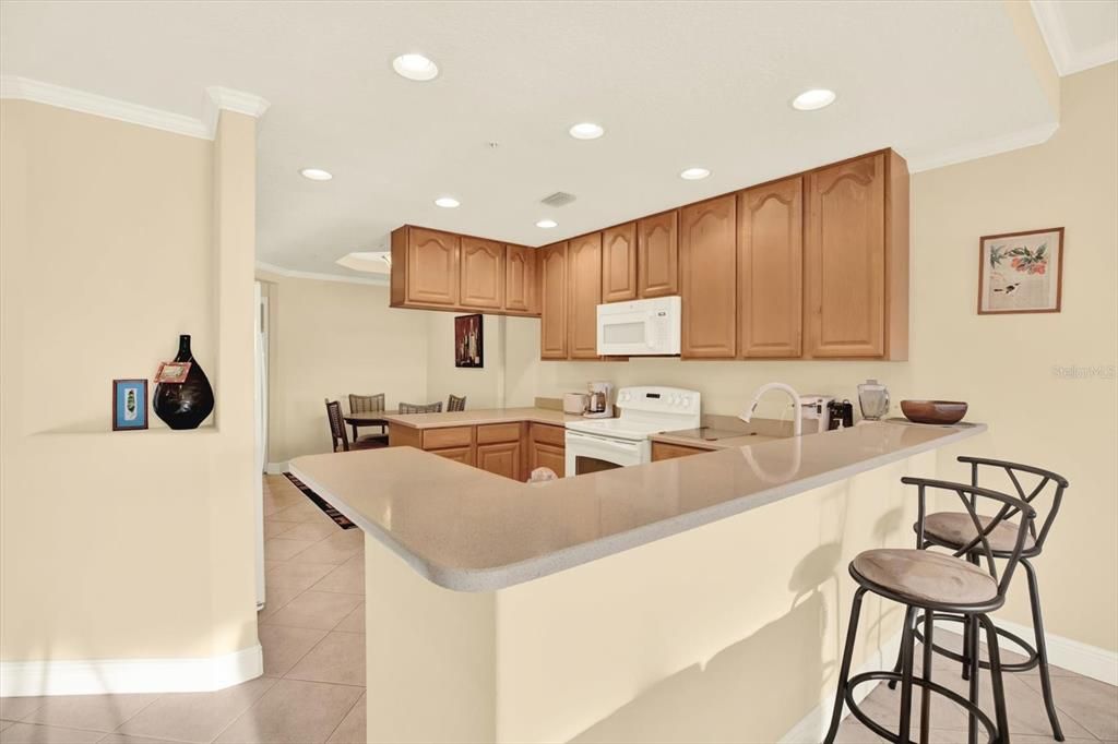 Active With Contract: $425,000 (2 beds, 2 baths, 1700 Square Feet)