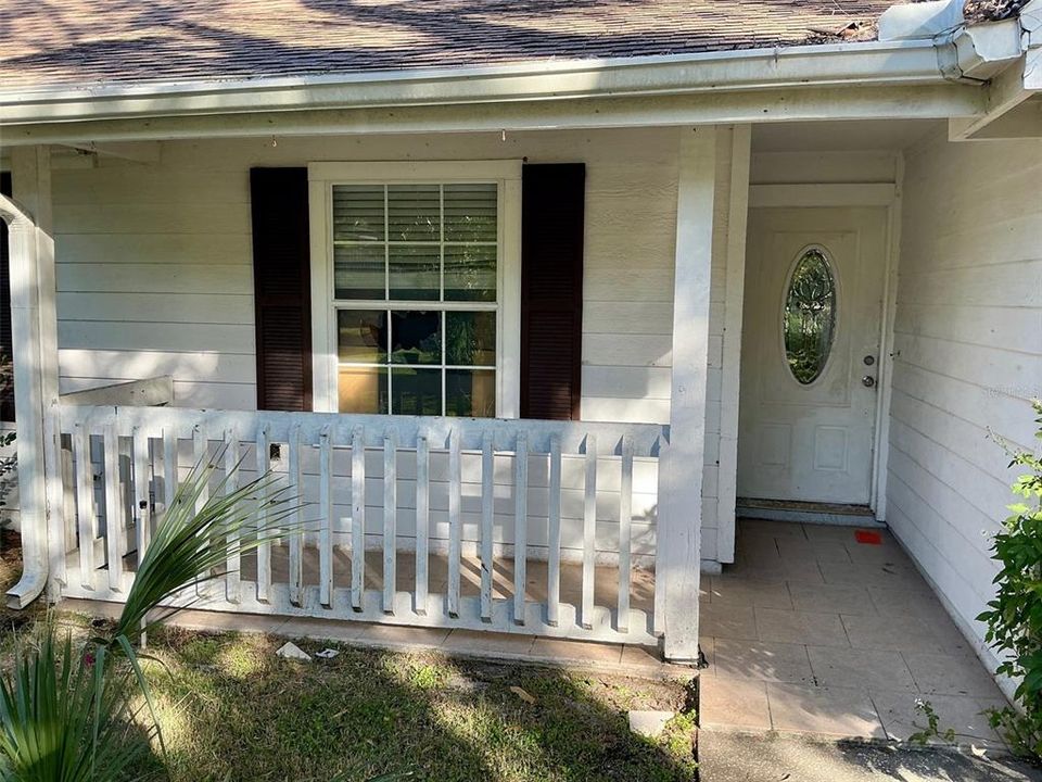 Active With Contract: $269,000 (3 beds, 2 baths, 1831 Square Feet)