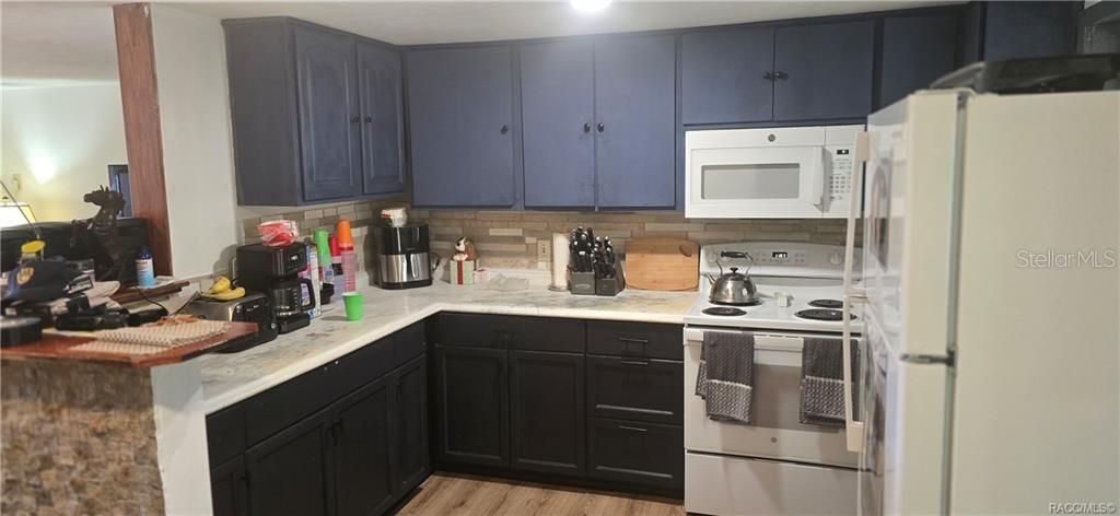 待售: $149,900 (2 贝兹, 1 浴室, 1008 平方英尺)