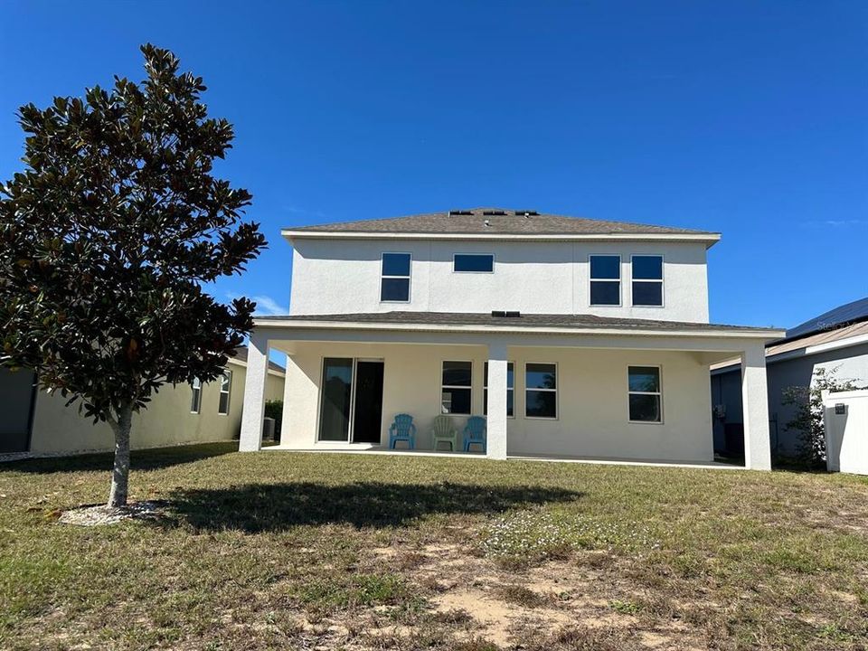 For Rent: $2,350 (4 beds, 3 baths, 2572 Square Feet)