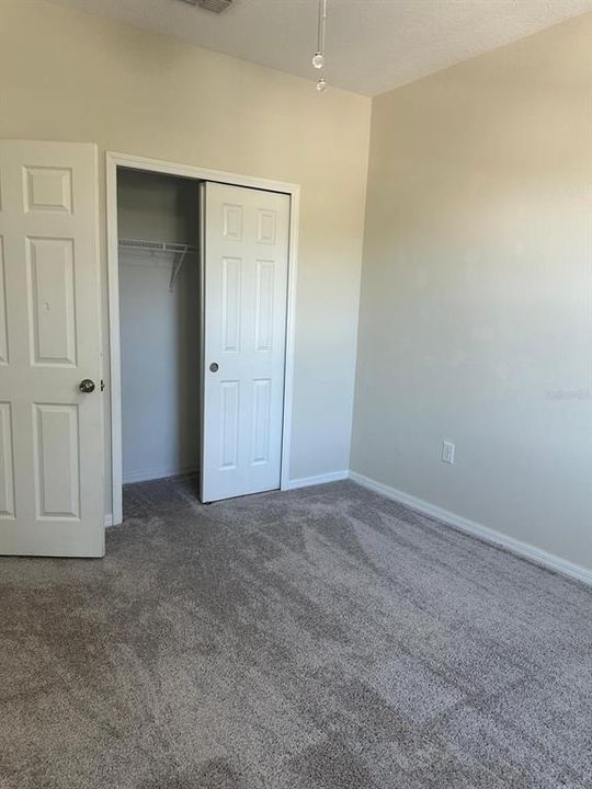 For Rent: $2,350 (4 beds, 3 baths, 2572 Square Feet)