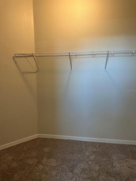 For Rent: $2,350 (4 beds, 3 baths, 2572 Square Feet)