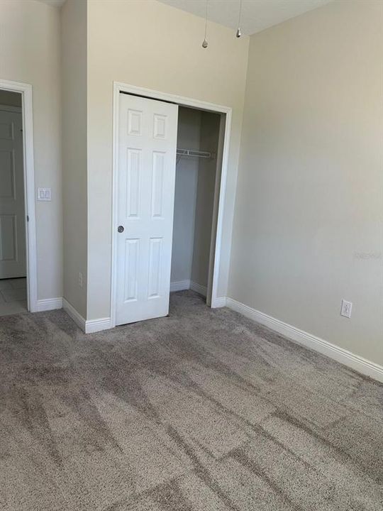 For Rent: $2,350 (4 beds, 3 baths, 2572 Square Feet)